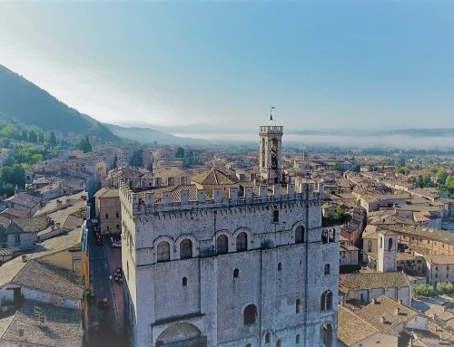 Alla scoperta della “Città dei Matti”, la Gubbio Medievale
